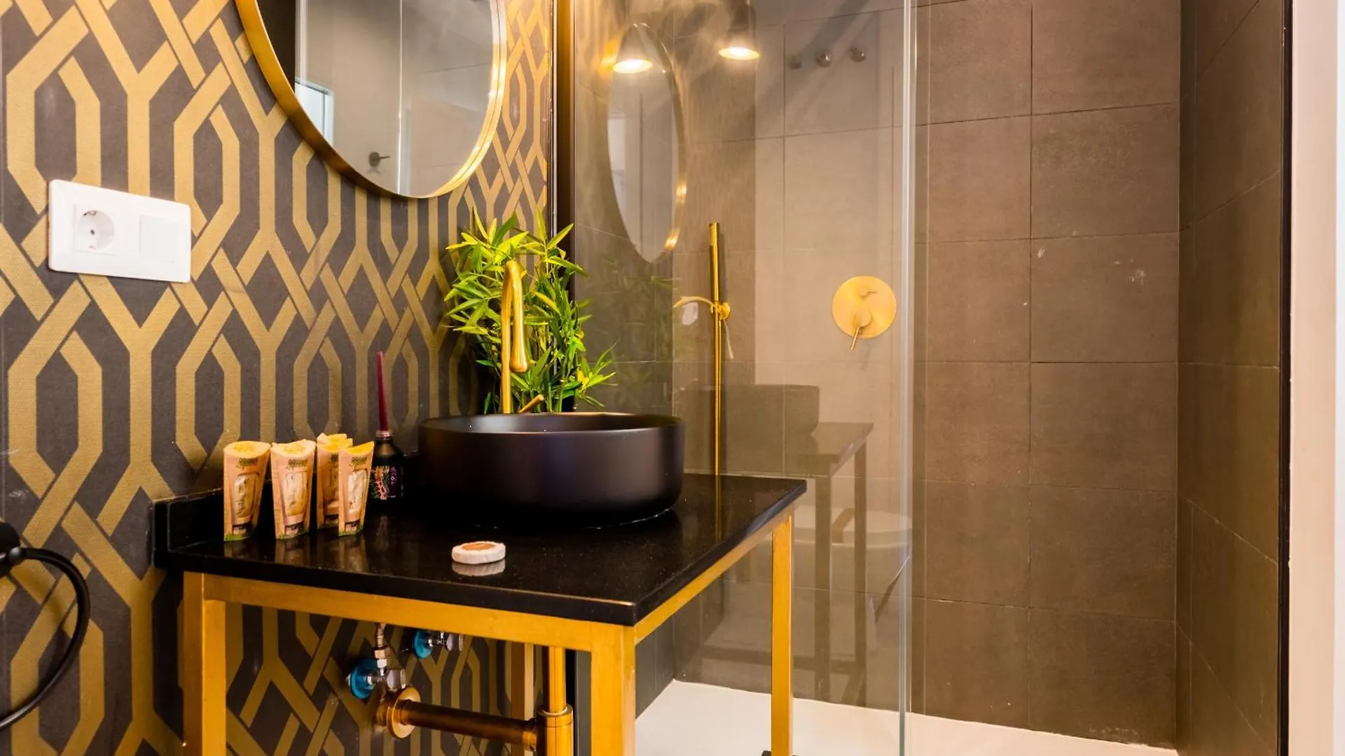 Reformed And Comfy- 2Bd 2Bth- Arenal Appartement Sevilla