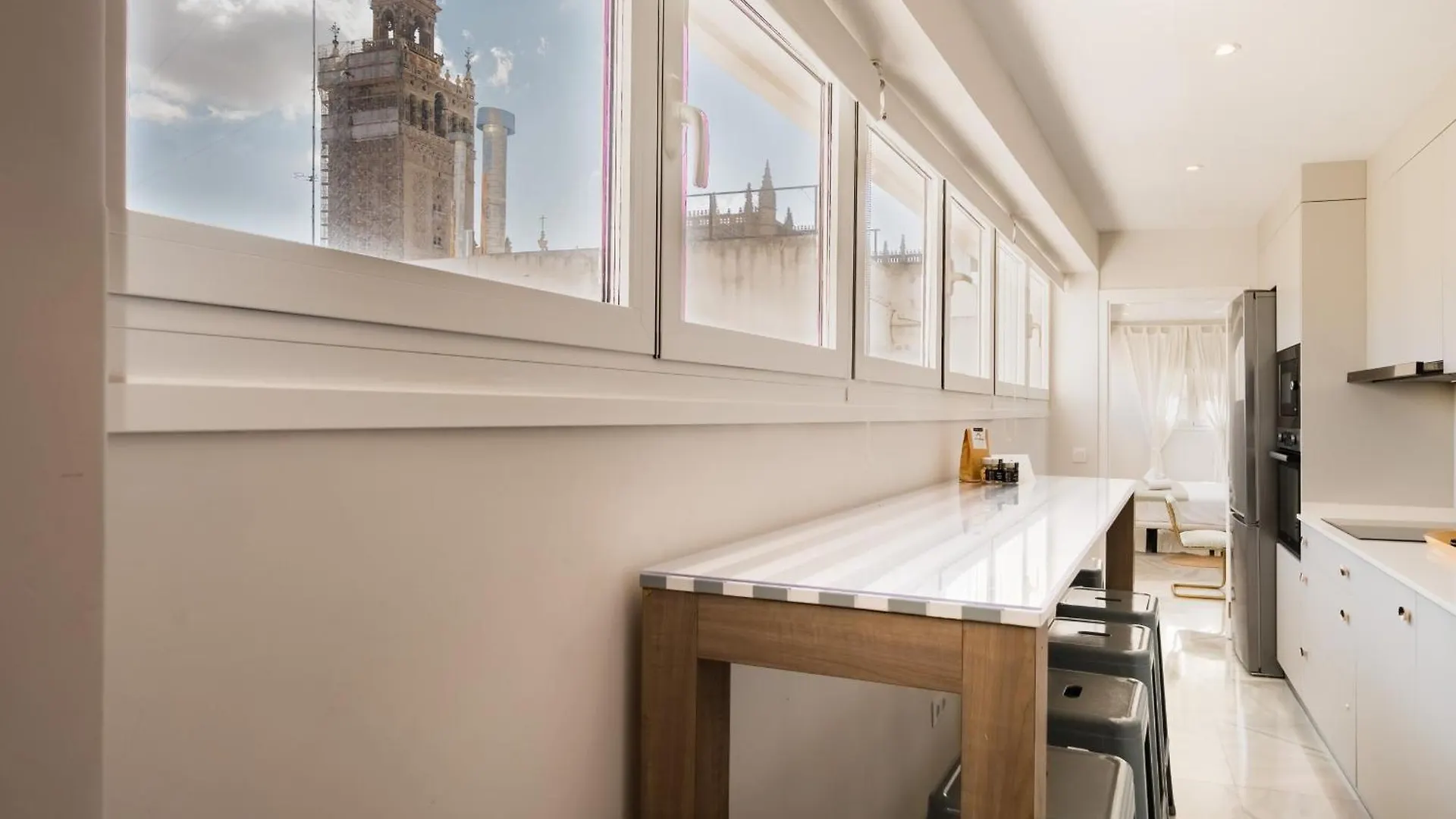 Reformed And Comfy- 2Bd 2Bth- Arenal Appartement Sevilla 0*,