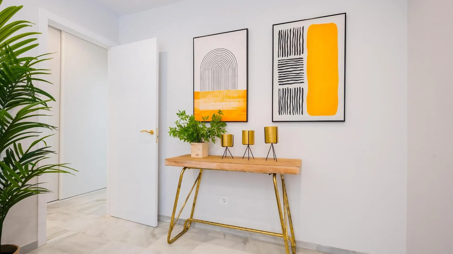 Reformed And Comfy- 2Bd 2Bth- Arenal Appartement Sevilla