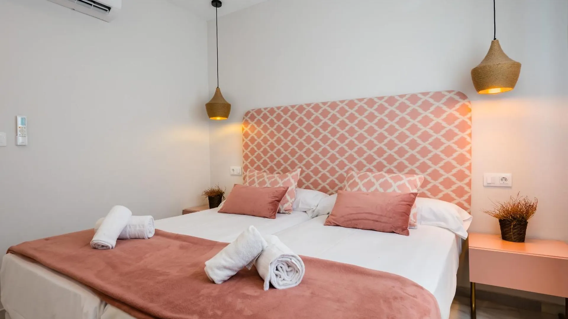 شقة Reformed And Comfy- 2Bd 2Bth- Arenal إشبيلية 0*,